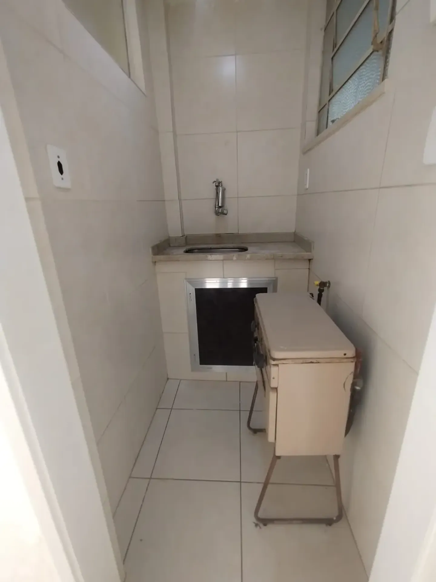 30 m² studio with 1 bedroom and balcony grill — photo 30