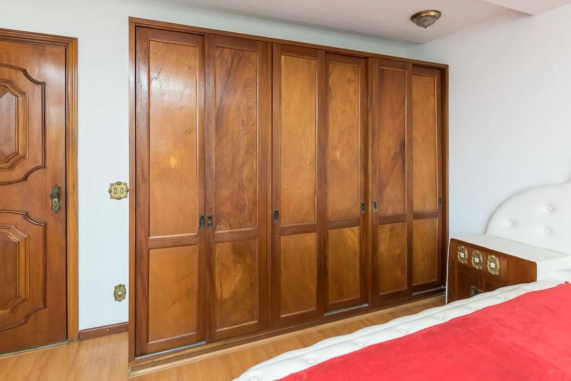 Casa sem mobília com 4 quartos e varanda — photo 52
