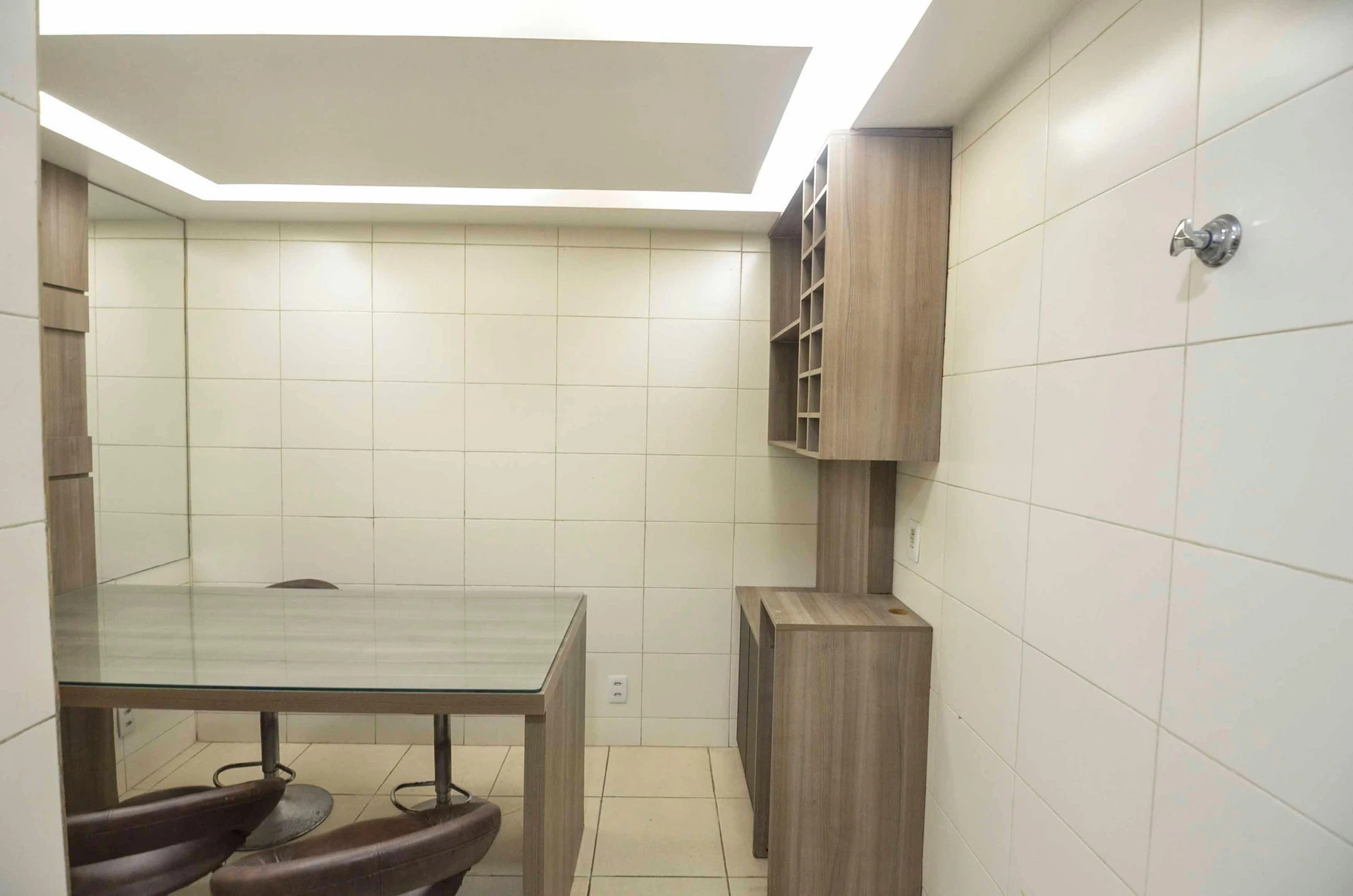 Apartamento en alquiler con 3 dormitorios y 1 plaza — photo 4