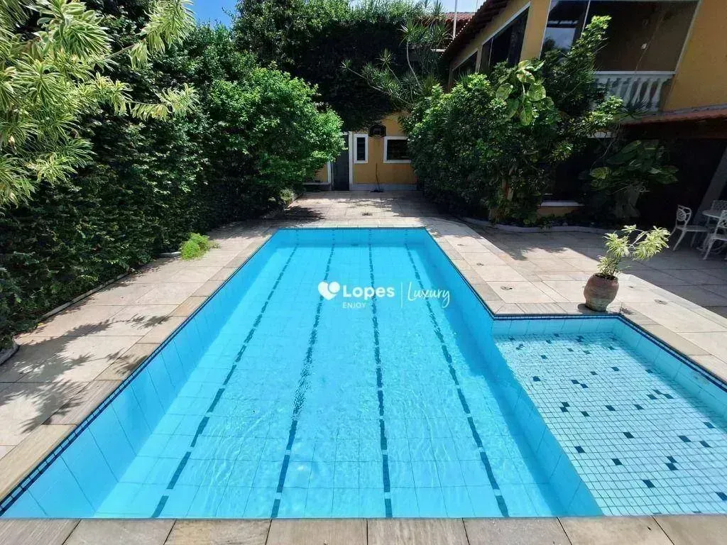 Casa com 6 quartos e 720 m² com piscina e sauna — photo 33