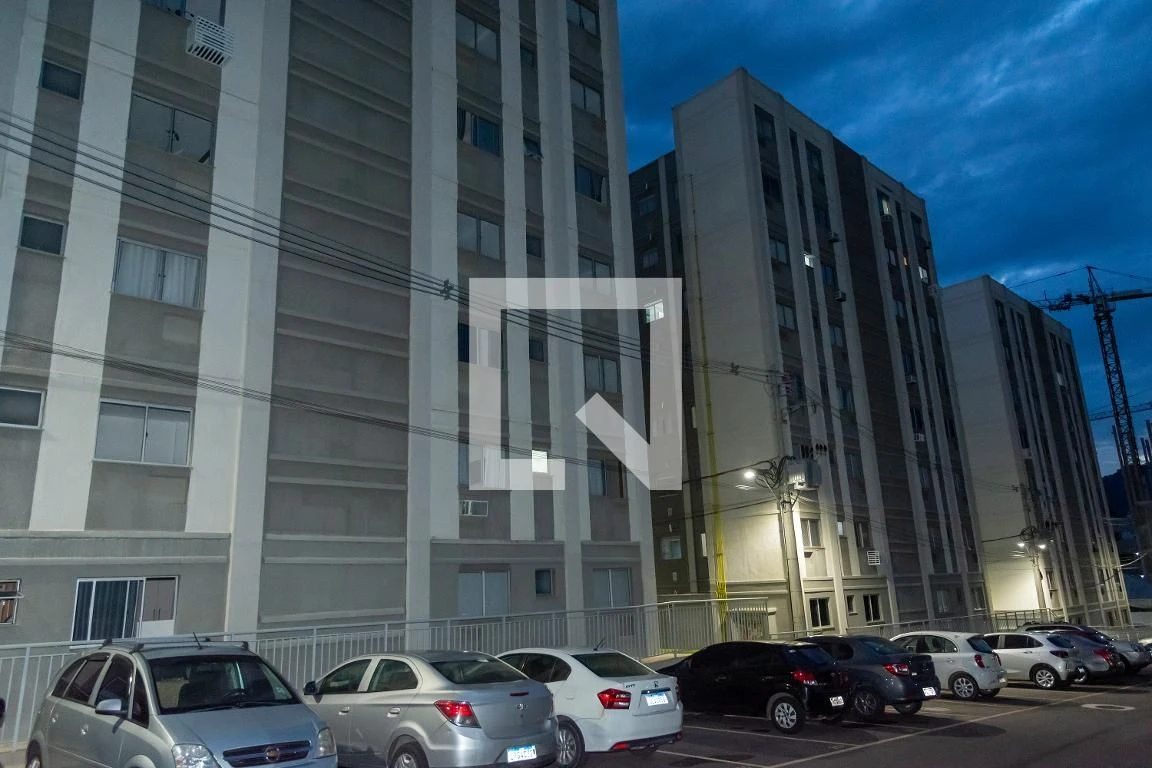 2-bedroom apartment in a building with a gym — photo 48