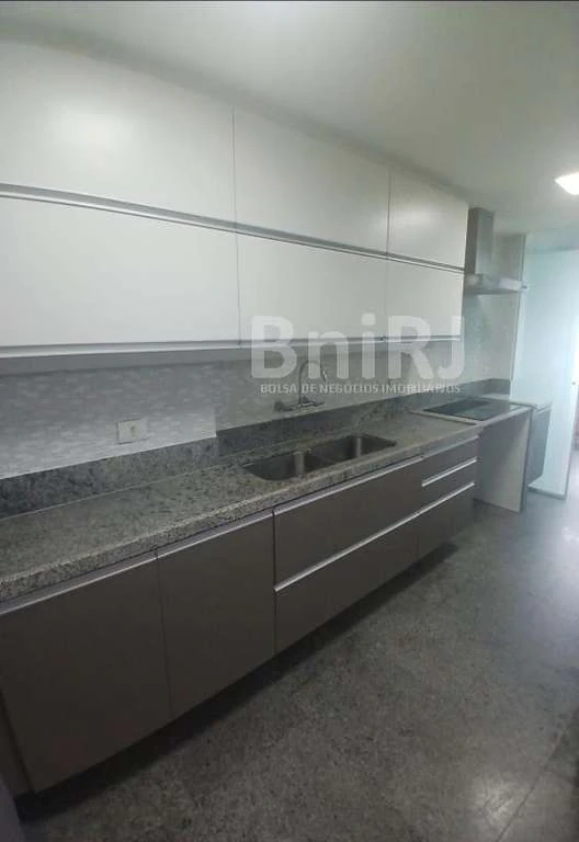 4-bedroom apartment with 2 en-suite baths and a guest WC — photo 20