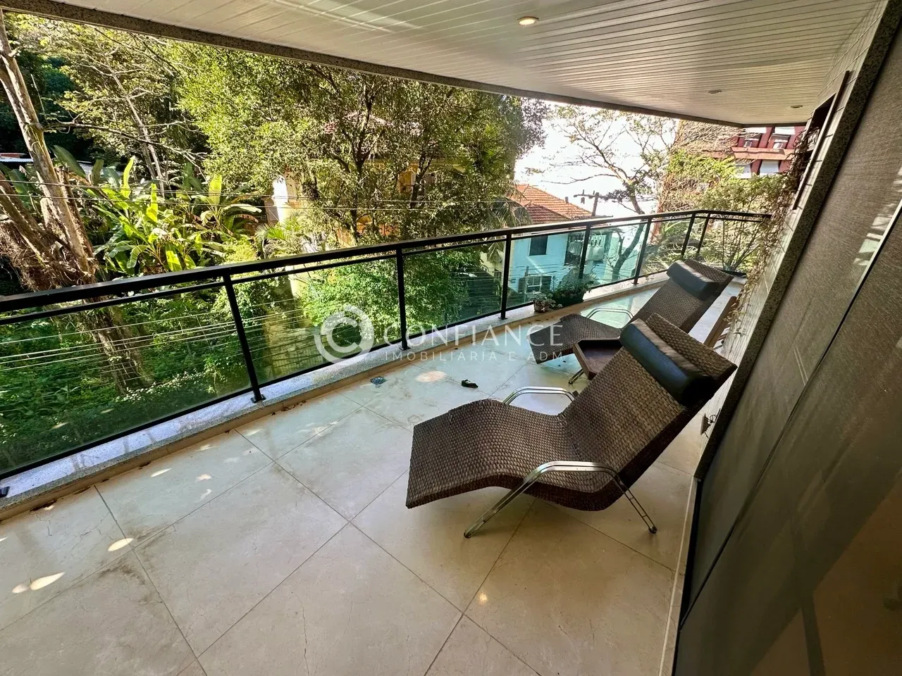 Apartamento de 230 m² com 2 quartos e armários embutidos — photo 8