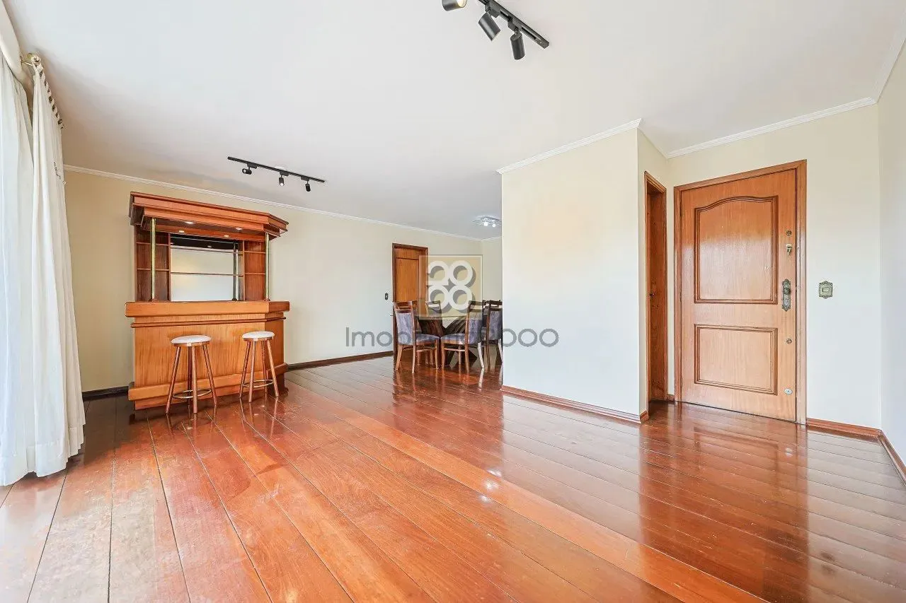 178 m² apartment with 3 bedrooms and 1 parking space — photo 4