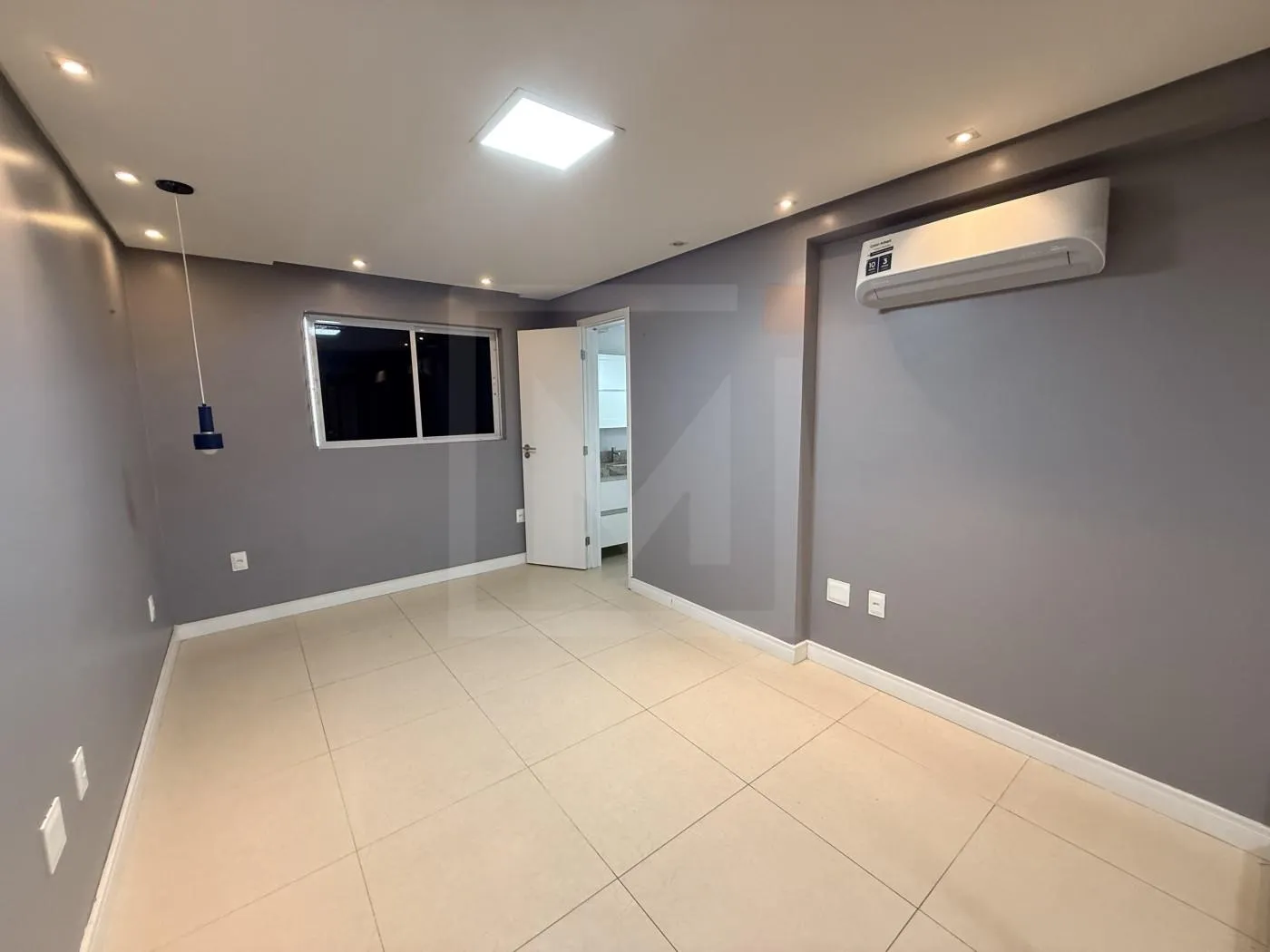 Furnished 163 m² apartment on the 26th floor with 4 bedrooms — photo 27