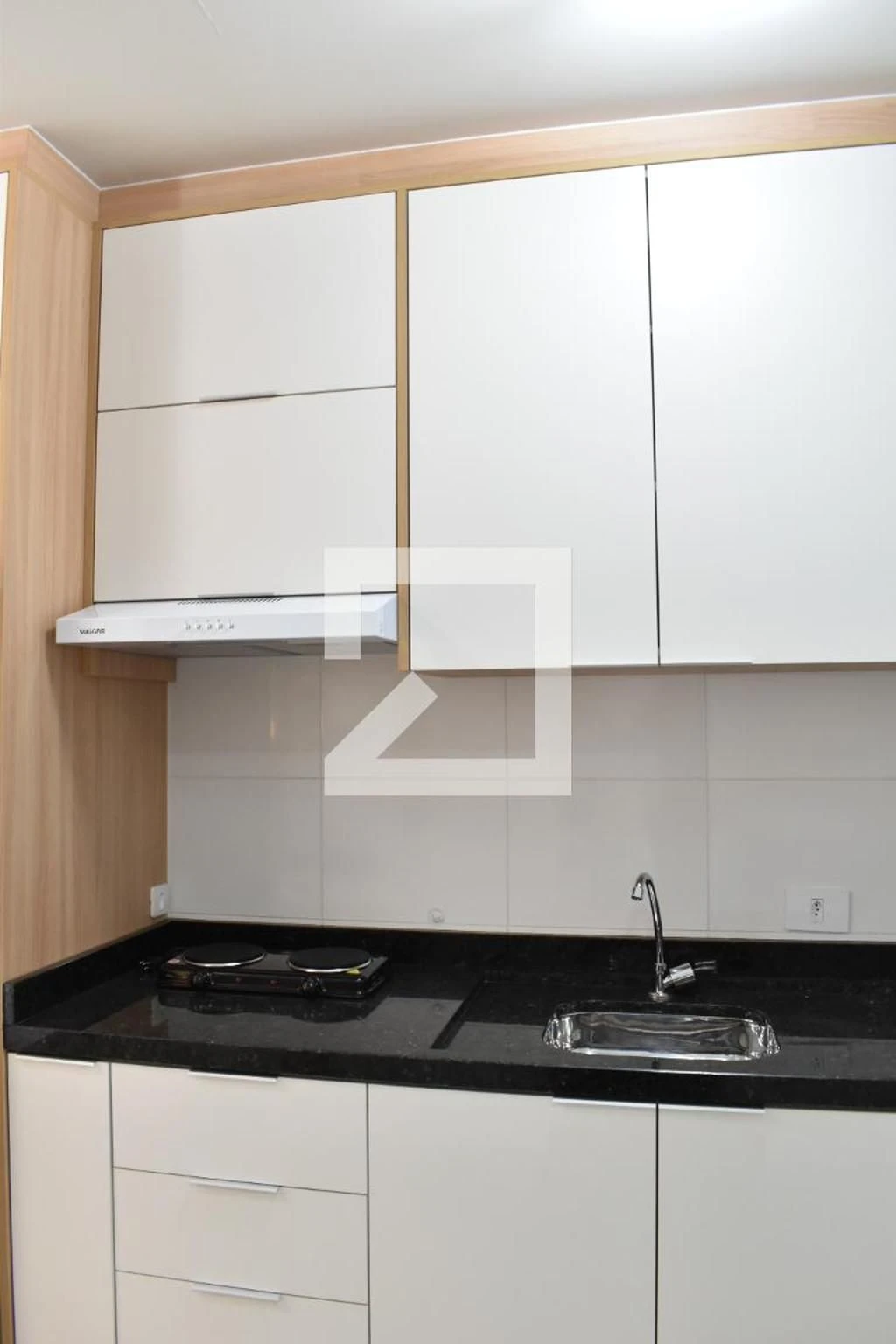 Studio de 29 m² com banheira e janelas do piso ao teto