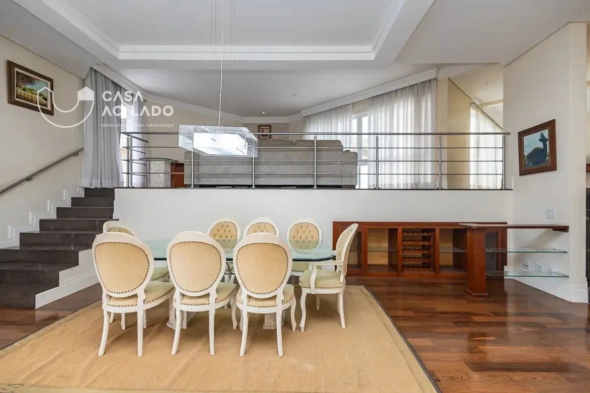 Lavadora y 4 dormitorios: casa de 431 m² — photo 11