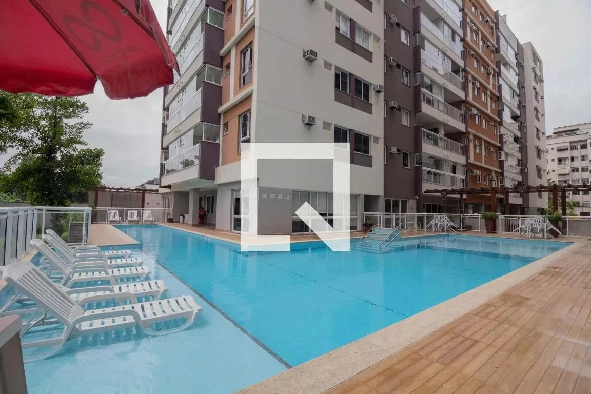 2-bedroom apartment in a building with a sauna — photo 46