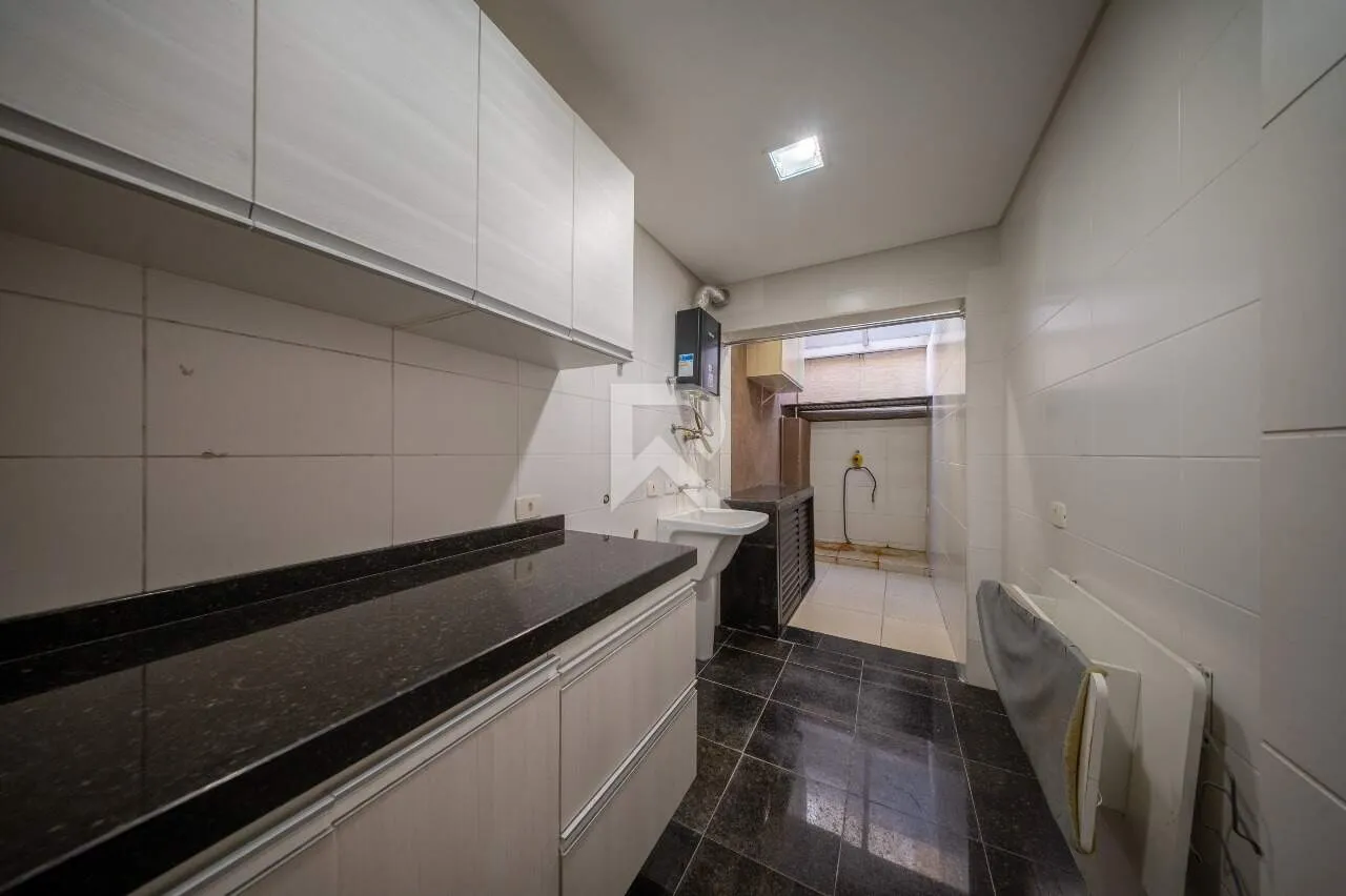 House with 4 bedrooms, private garden and 4 parking — photo 26