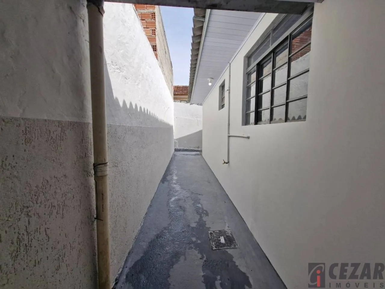 Unfurnished house with 2 bedrooms and a laundry area — photo 21