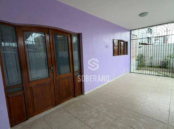 House with 3 bedrooms and a separate kitchen, 240 m² — photo 8