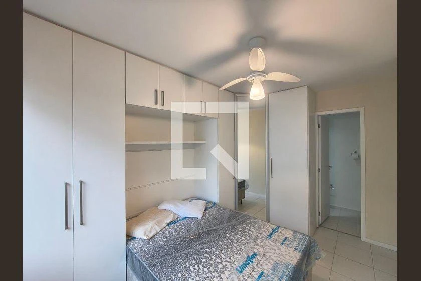Furnished 2-bedroom apartment with a balcony — photo 26