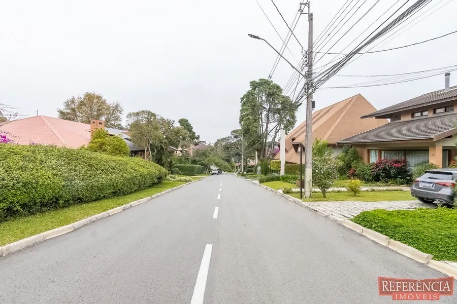 House, 550 m², with a walk-in closet — photo 75