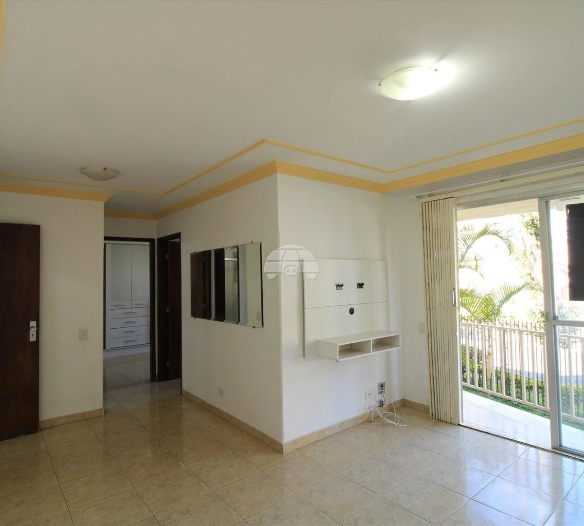 2-bedroom apartment with a washing machine in Curitiba — photo 8