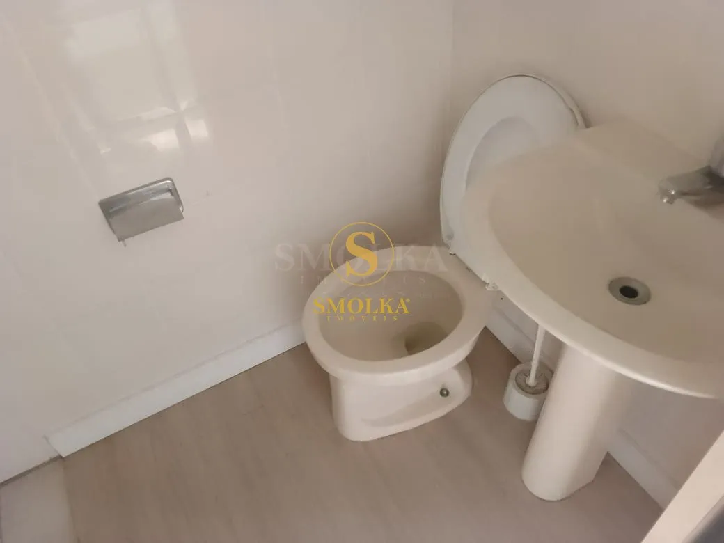 3-bedroom apartment with a water view in Florianópolis — photo 24