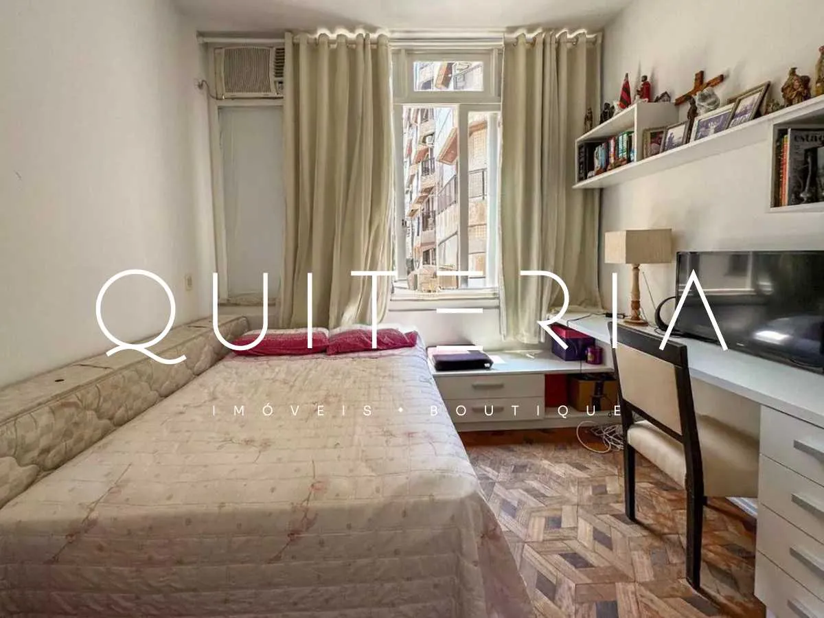 Furnished apartment, 130 m², with floor-to-ceiling windows — photo 4