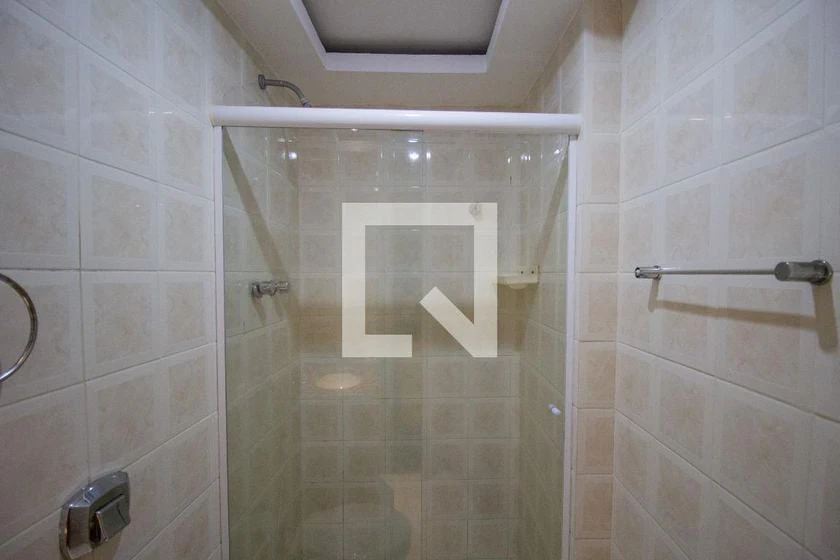 200 m² apartment with 3 bedrooms and 2 parking spaces — photo 31