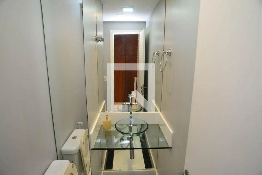 3-bedroom apartment with a water view — photo 41