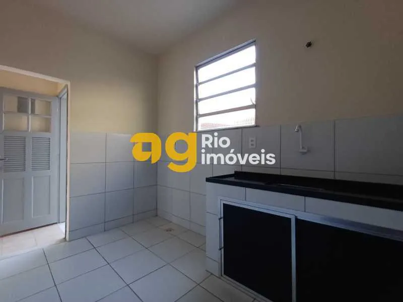 1-bedroom apartment with a balcony and air conditioning — photo 2