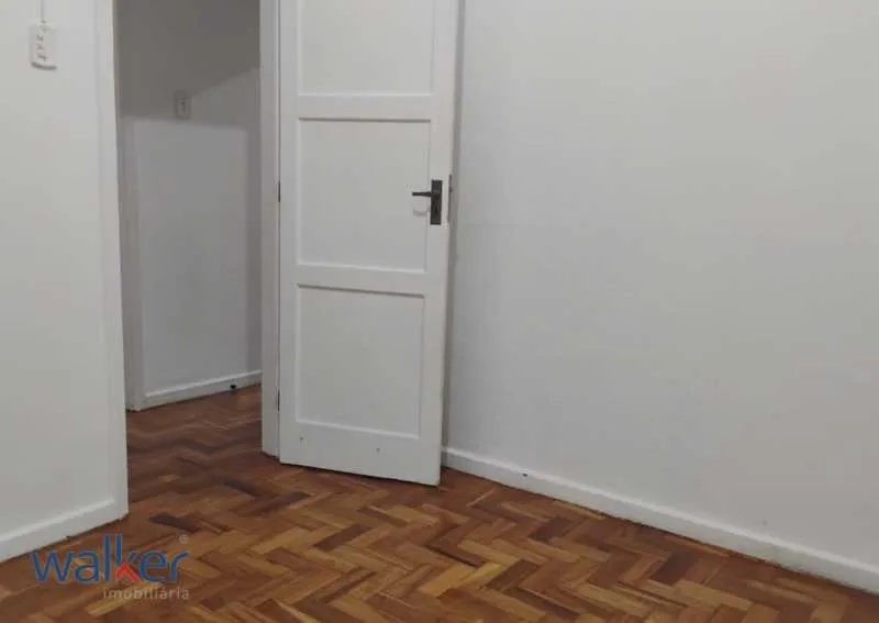 Unfurnished apartment with 3 bedrooms and 2 bathrooms — photo 6