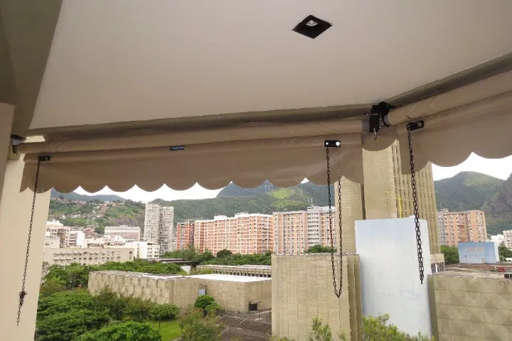 2-bedroom apartment with a mountain view — photo 13