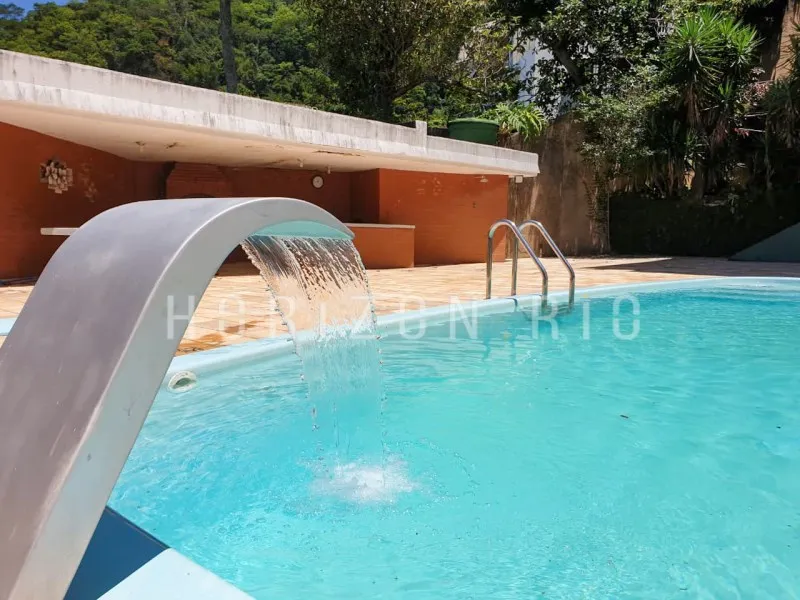 House, 800 m², with a mountain view — photo 7