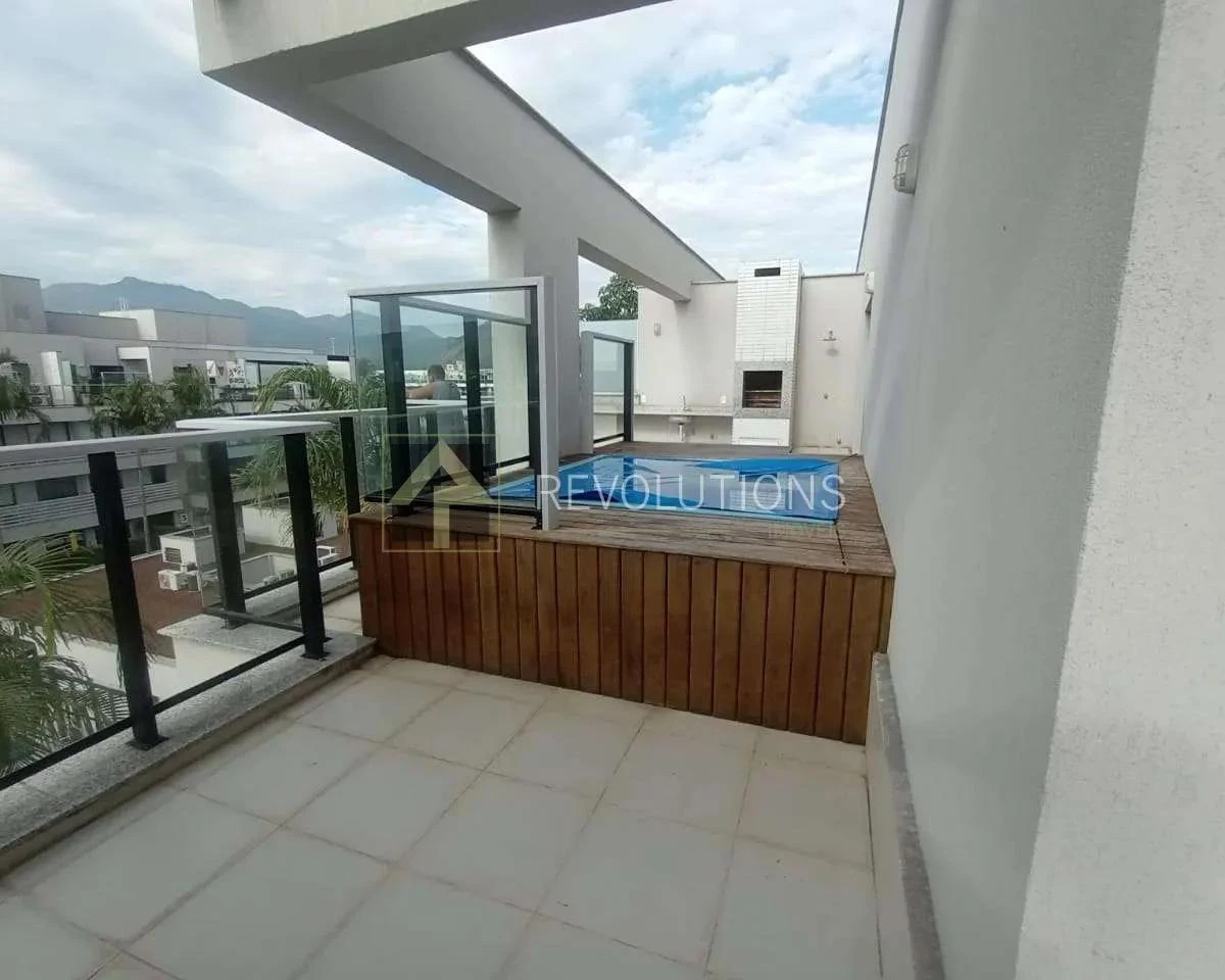 Apartamento sem mobília com 4 quartos e 5 banheiros — photo 22