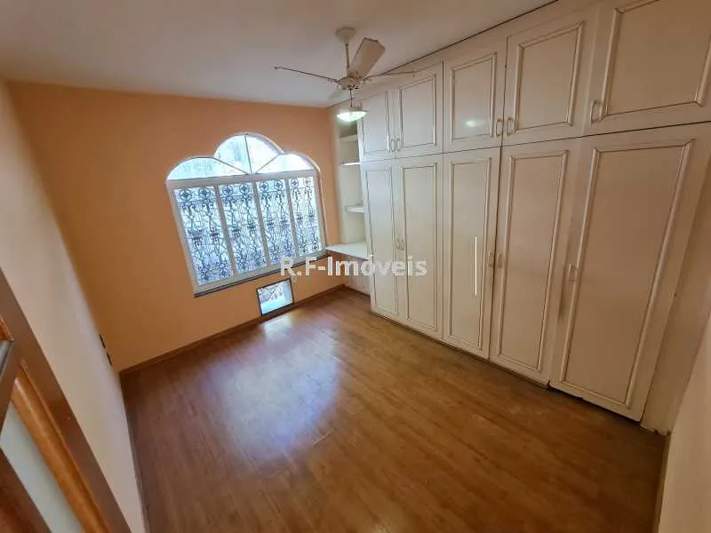 Triplex house with 4 bedrooms and 4 bathrooms — photo 10