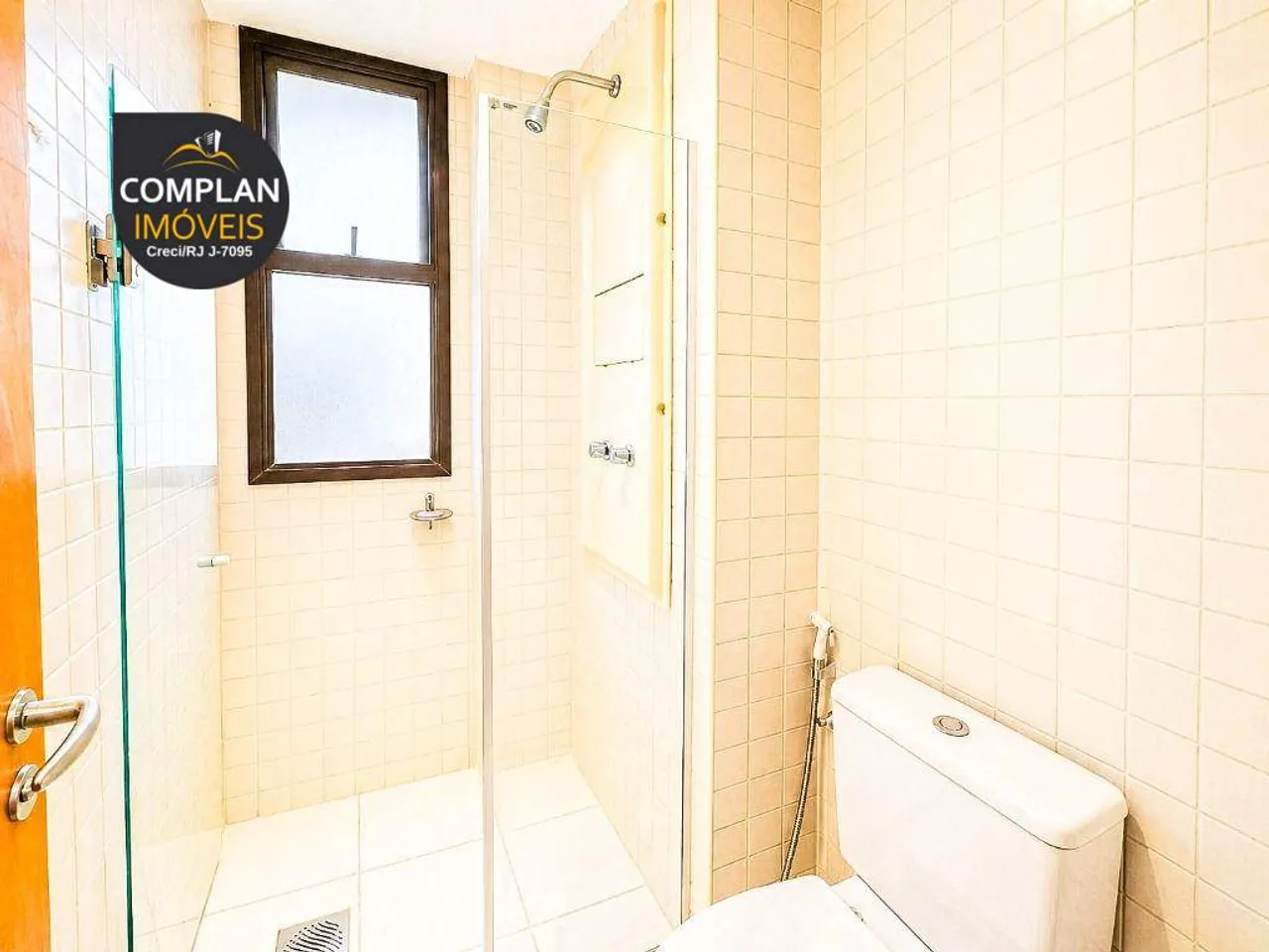 Apartamento mobiliado com 2 dormitórios e cozinha integrada — photo 18