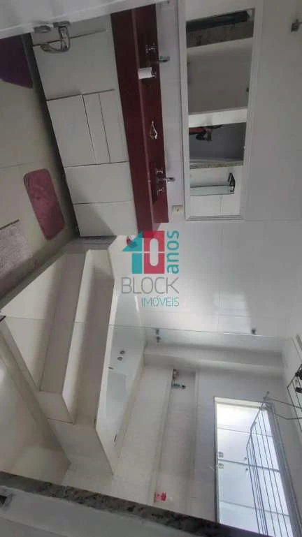Casa de 480 m² com 5 quartos, 1 suíte e 2 vagas — photo 7