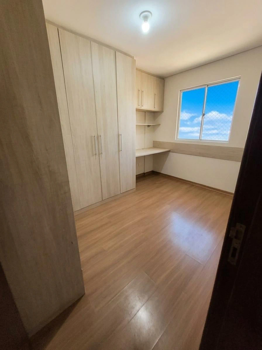 2-bedroom apartment with a washing machine in Curitiba — photo 9