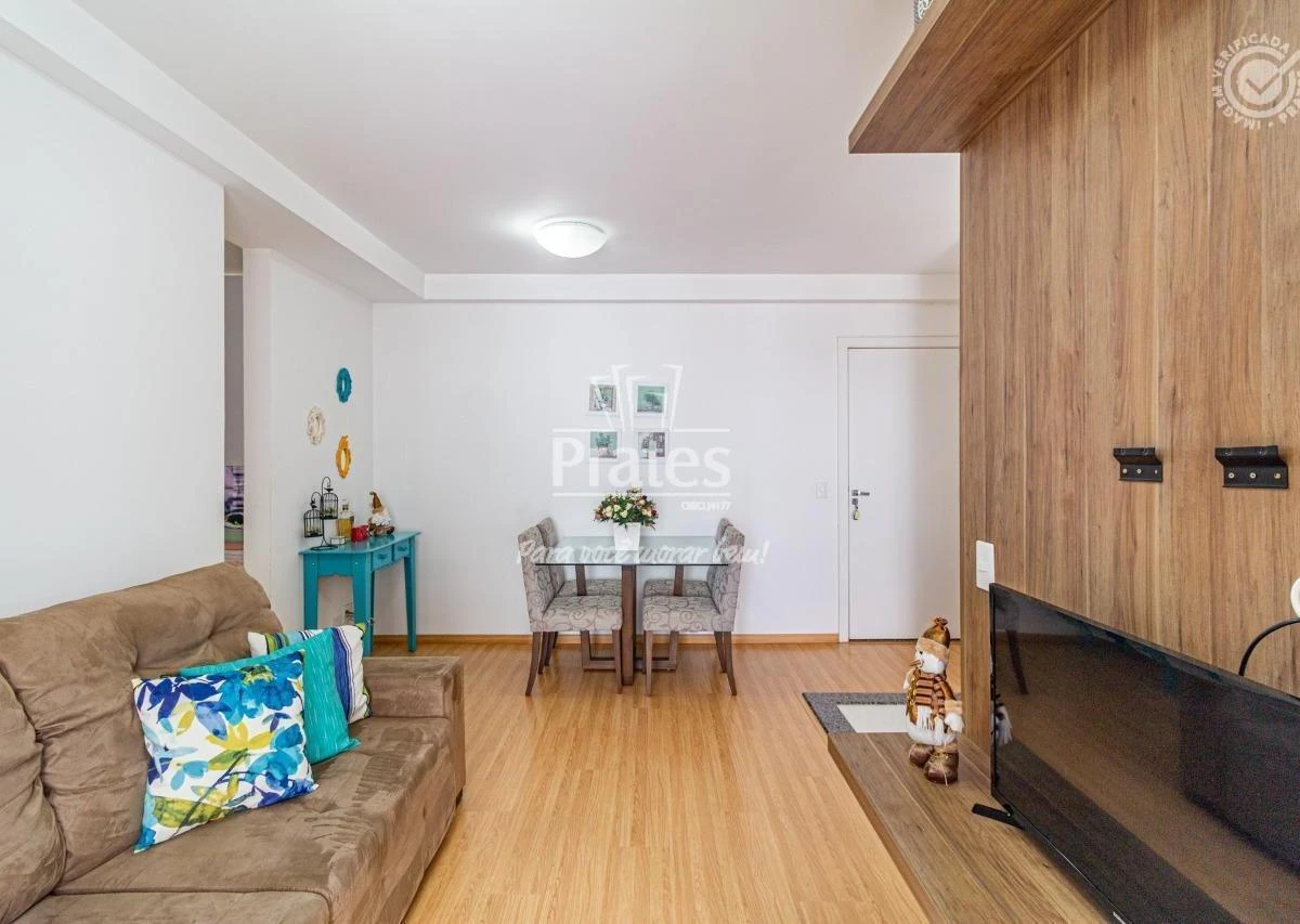 2-bedroom apartment with a home office in Curitiba — photo 5