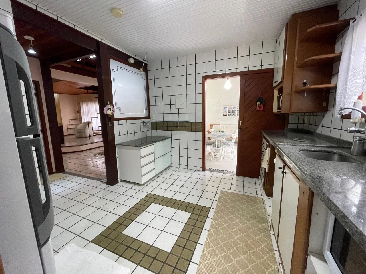 Furnished house with private garden and BBQ — photo 10