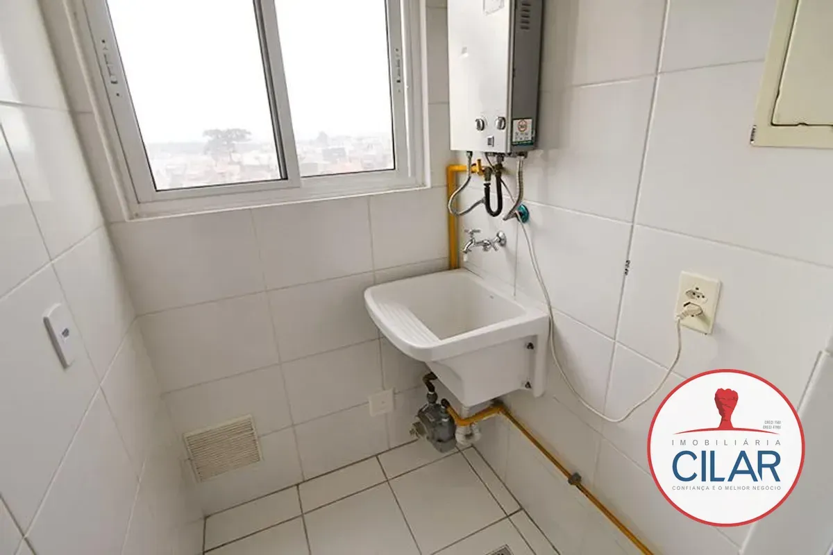 2-bedroom apartment in a building with a gym — photo 22