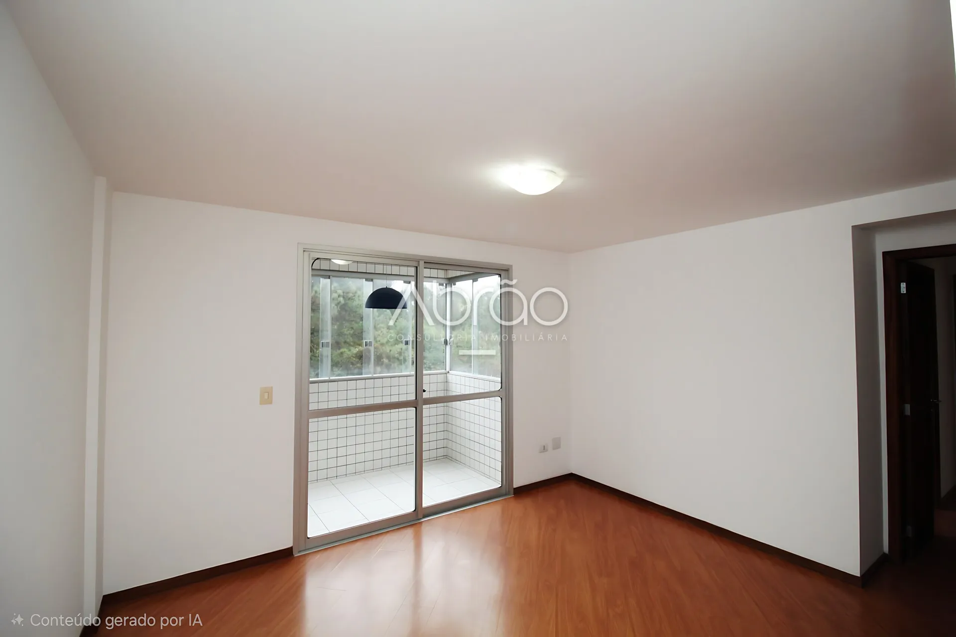 3-bedroom apartment with balcony and built-in grill