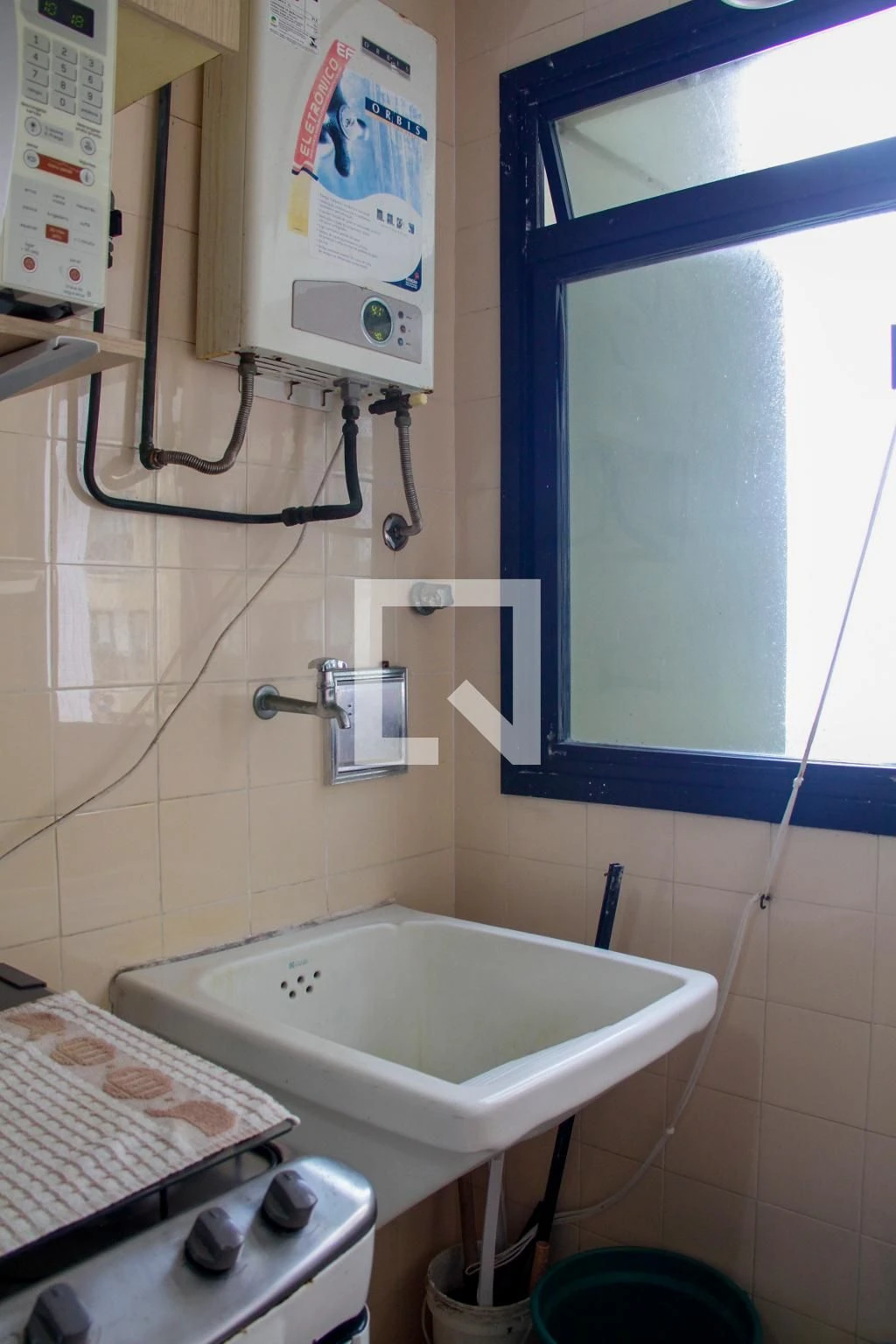 Furnished apartment, 100 m², with a water view — photo 3