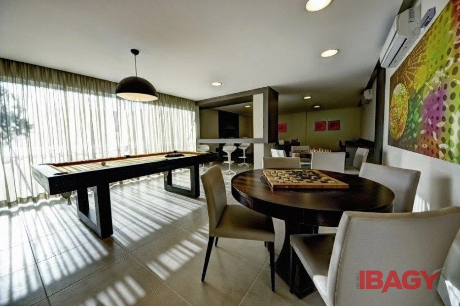 3-bedroom apartment in a building with a sauna — photo 14