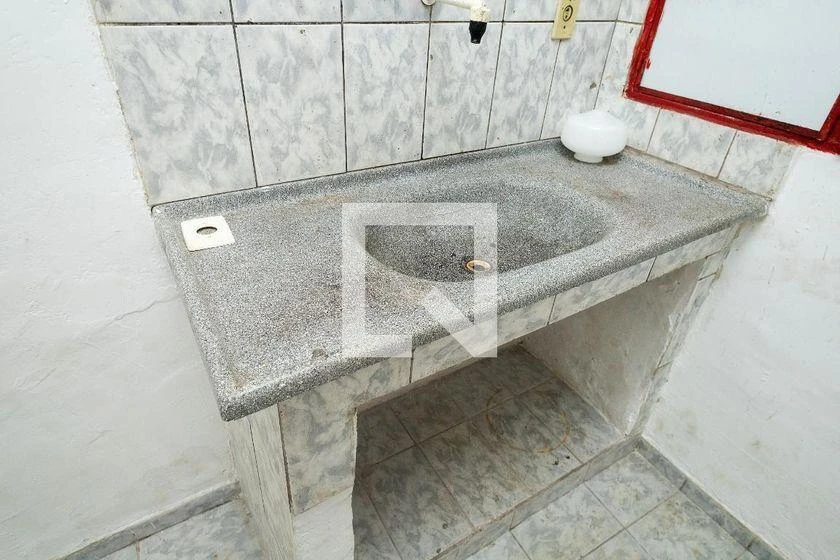 48 m² house with 1 bedroom and a balcony sink