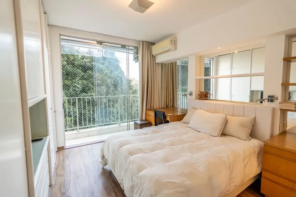Rental apartment with 4 bedrooms and 125 m² — photo 37