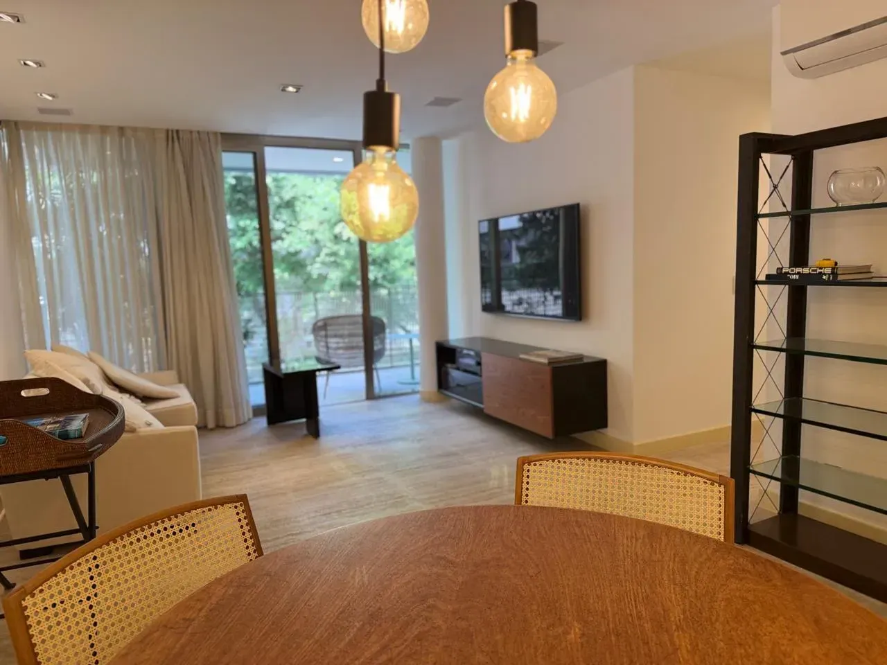 Apartamento com 2 quartos e 2 banheiros com 1 vaga — photo 2