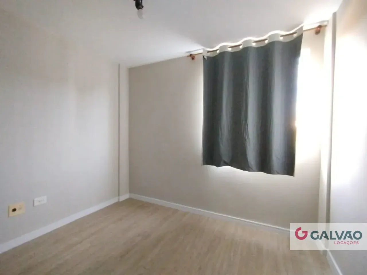 Apartamento térreo de 54 m² com armários na cozinha — photo 9