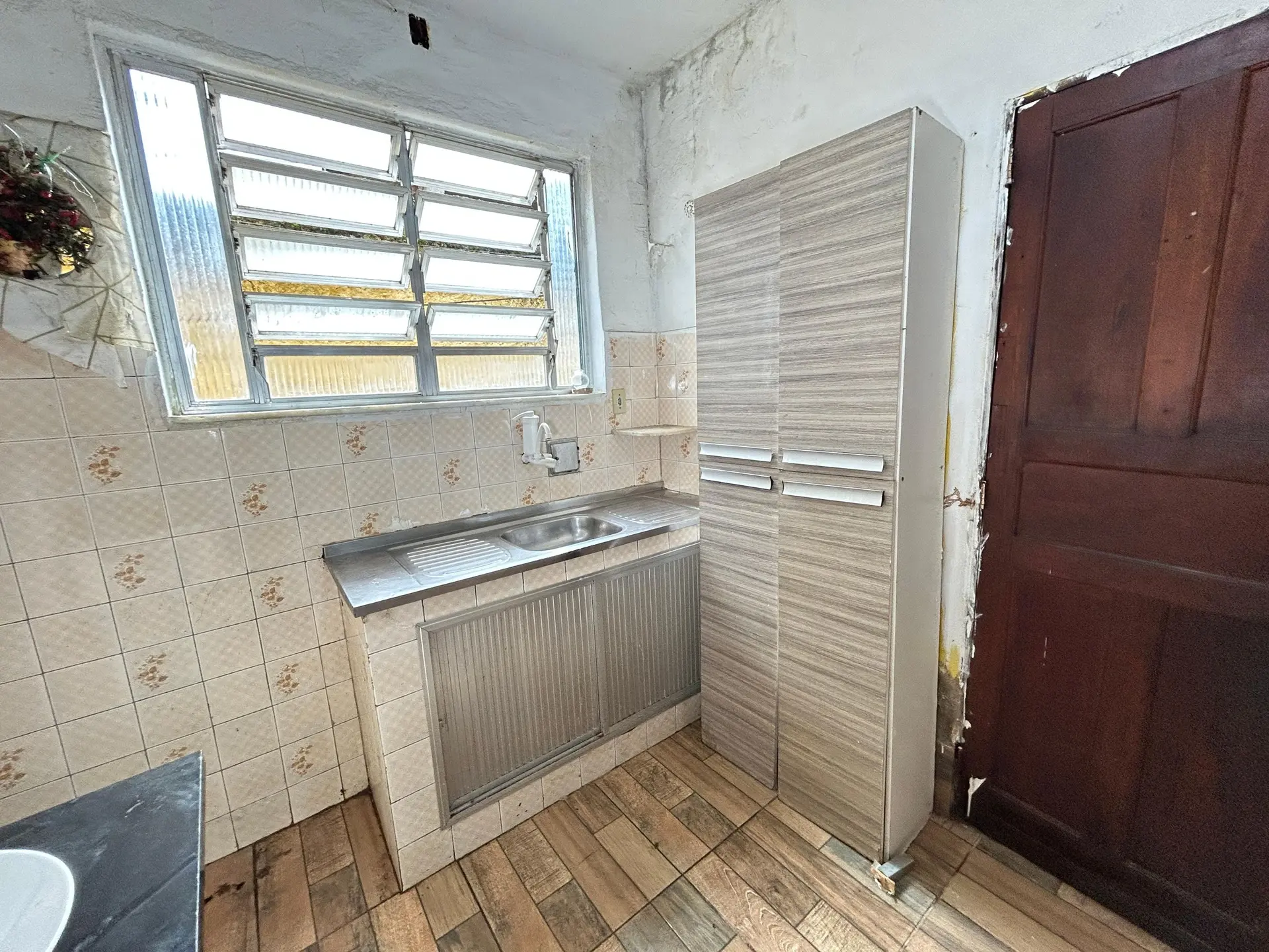 House for rent with 2 bedrooms, balcony and yard — photo 18