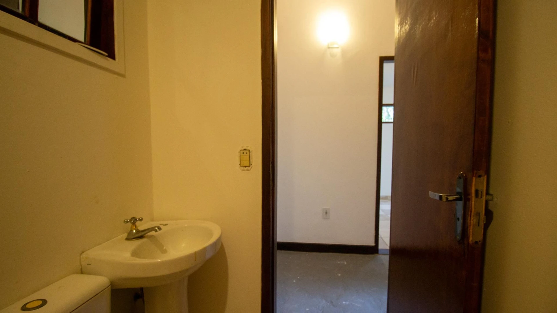 Casa com 4 quartos e 4 banheiros, com 3 vagas — photo 28