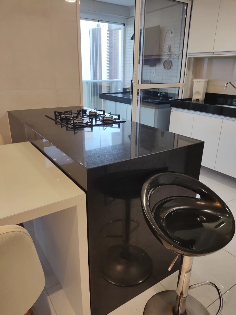 Квартира 92 м² із заскленим балконом та панорамними вікнами — photo 3