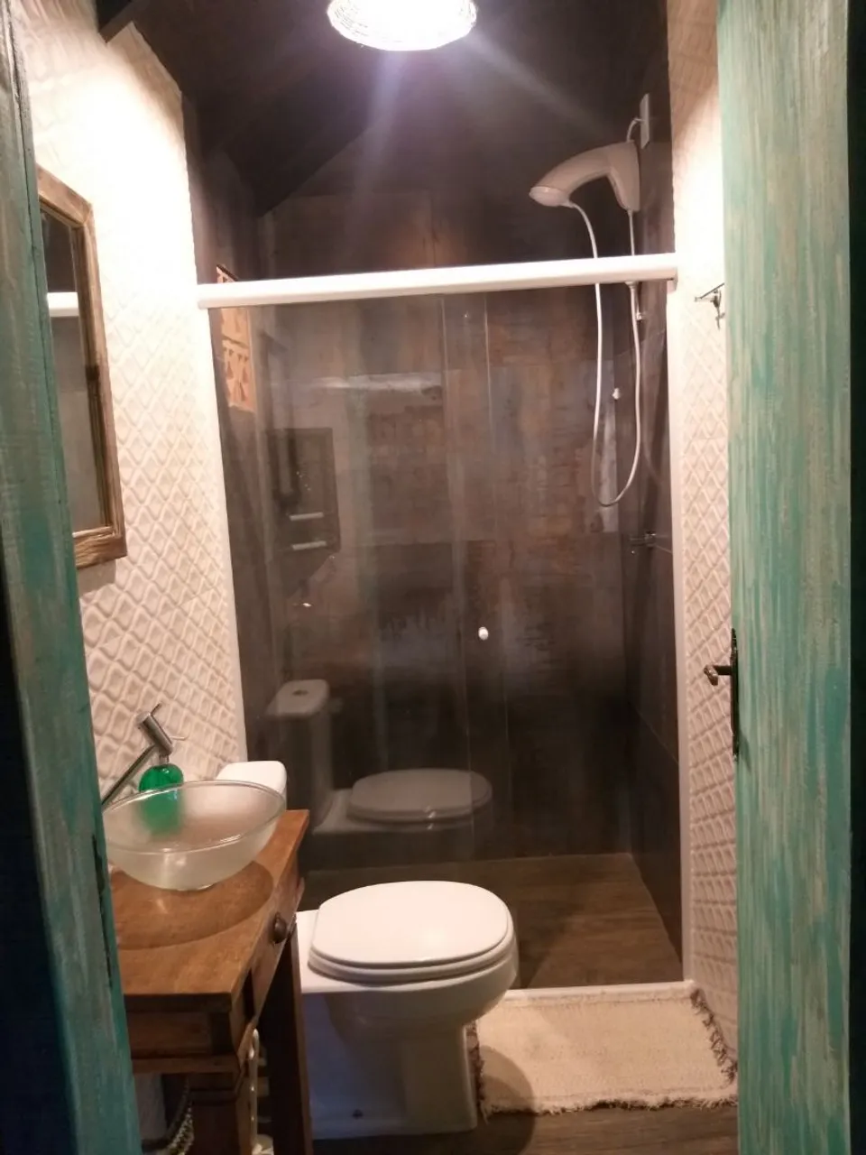 Furnished studio, 20 m², with wood or laminate floors — photo 11