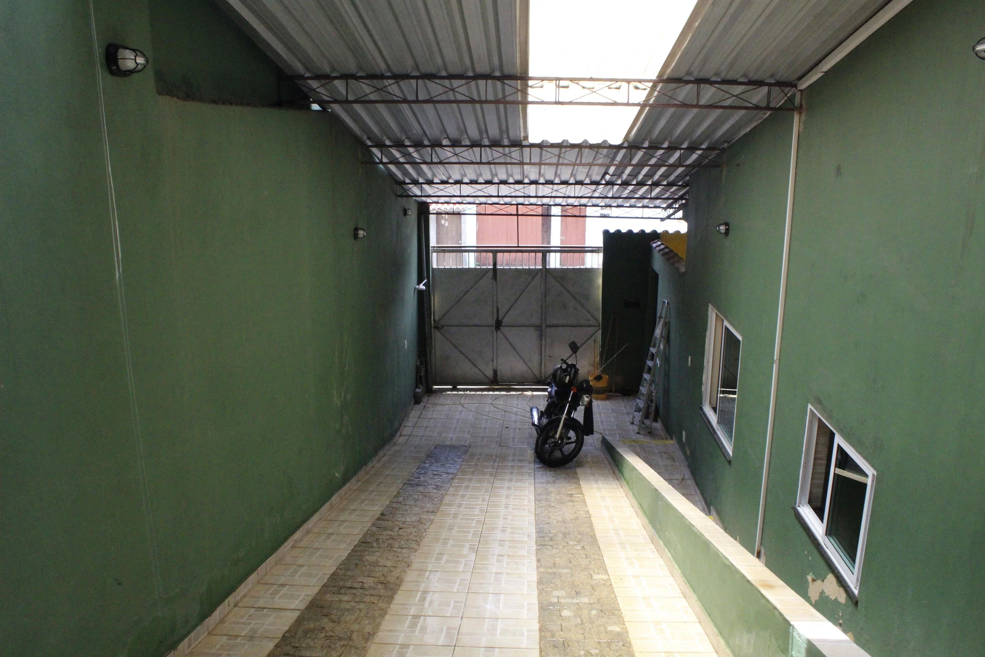 Casa sem mobília com 1 quarto e 2 banheiros e garagem — photo 38