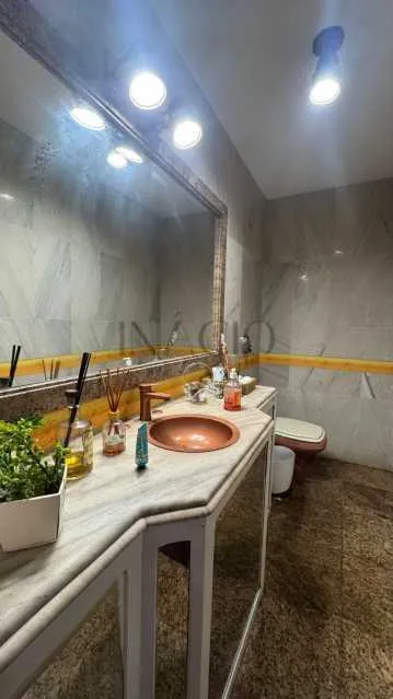 Apartamento mobiliado com 4 quartos e 2 banheiros — photo 13
