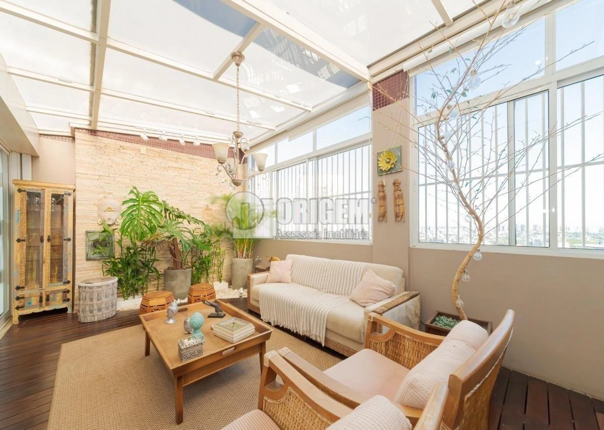 Furnished 216 m² apartment with 3 en-suites — photo 41