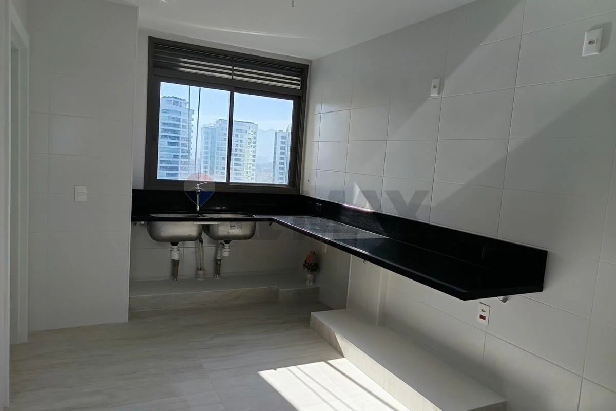 Apartamento 216 m² com 4 suítes e 4 vagas — photo 21