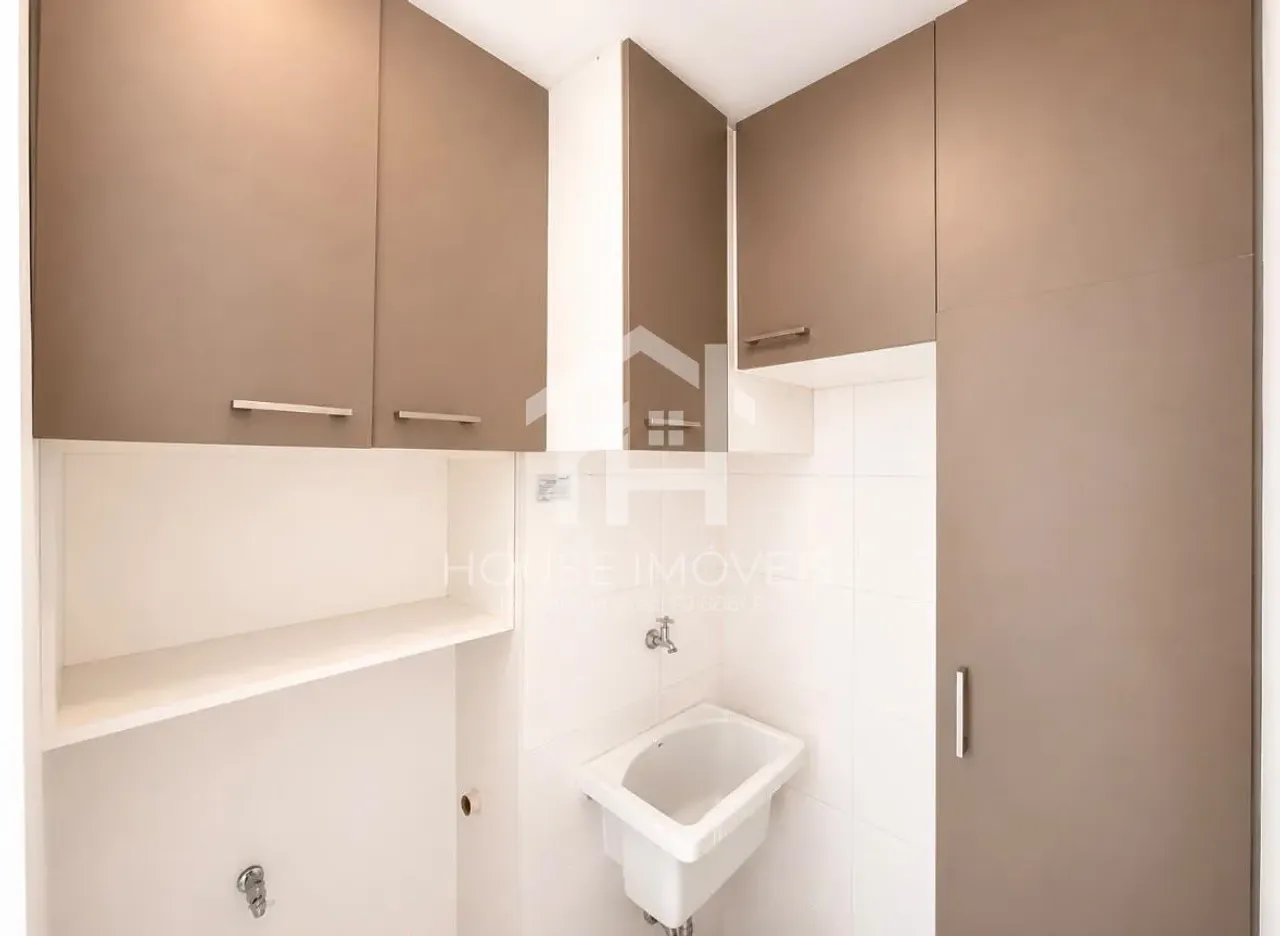 Apartamento com ar-condicionado e varanda envidraçada — photo 17